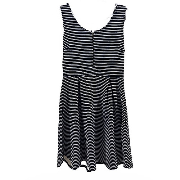 NWOT Women’s Love Chelsey Fit & Flare Sleeveless Dress w Zipper Front & Stripes - Picture 3 of 5